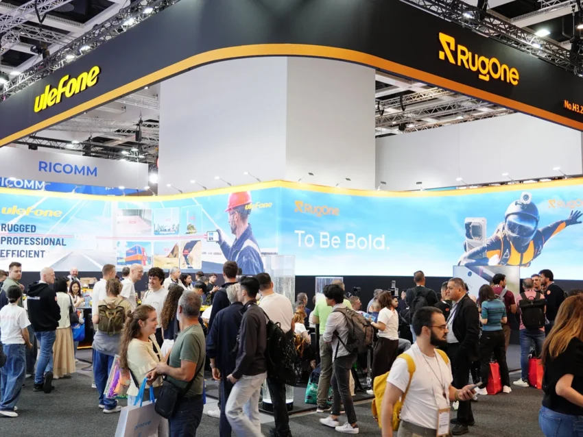 Ulefone Armor 35 Pro: il rugged con telemetro laser da 1,2 km 2 Visitatori allo stand Ulefone e RugOne a IFA 2026